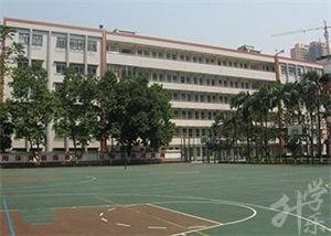 大(da)慶市(shi)蒙妮坦中(zhong)等(deng)職業技(ji)術(shù)學(xué)校