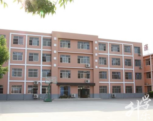 寧(ning)夏衛生(sheng)學(xué)校
