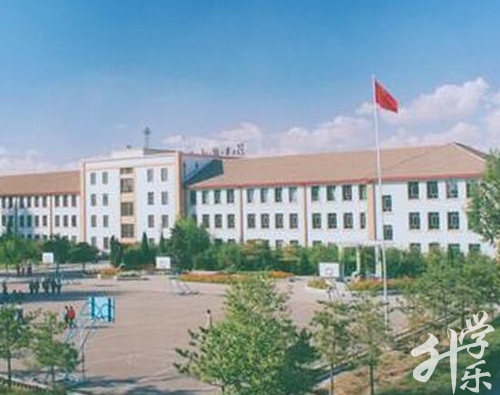 包頭鐵路工(gong)程(cheng)學(xué)校